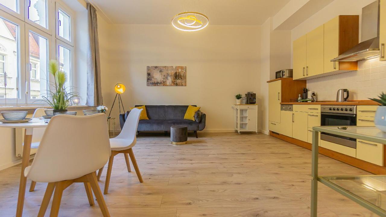 Cityapartment - 53 M², 2 Zimmer, Zentral, Netflix, Kueche, Waschmaschine Cottbus Extérieur photo