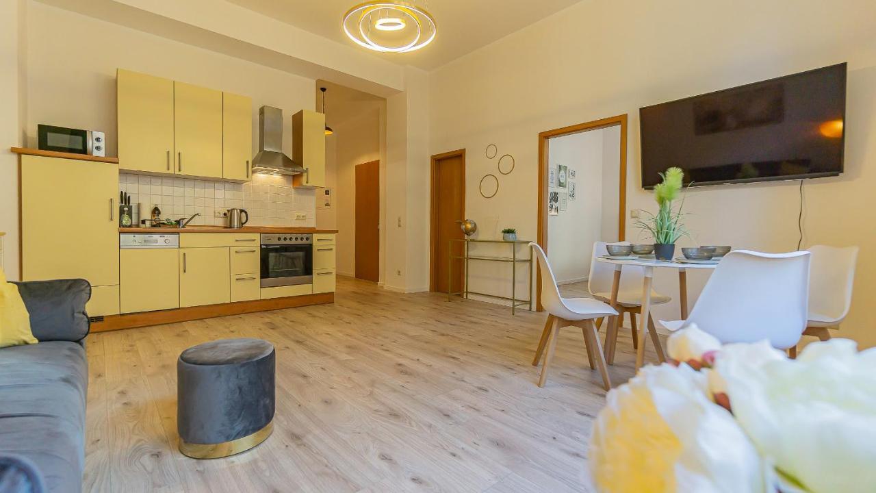 Cityapartment - 53 M², 2 Zimmer, Zentral, Netflix, Kueche, Waschmaschine Cottbus Extérieur photo
