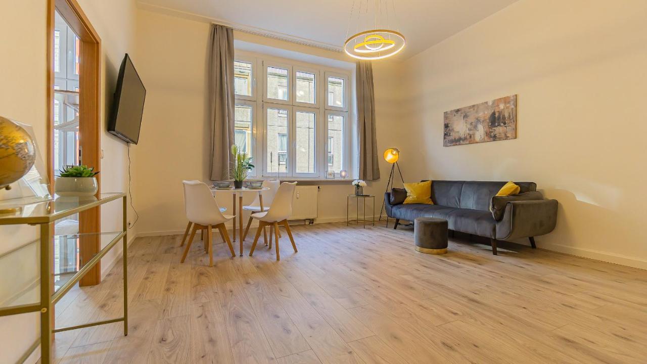 Cityapartment - 53 M², 2 Zimmer, Zentral, Netflix, Kueche, Waschmaschine Cottbus Extérieur photo